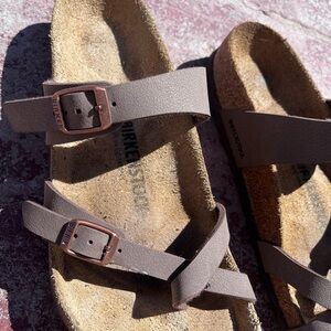 Birkenstock Women’s Mocha Mayari Sandals